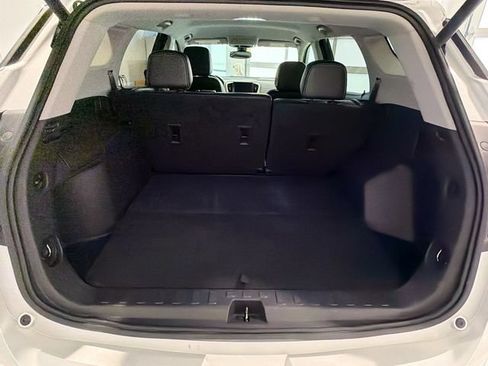 Certified 2022 GMC Terrain SLT AWD/4WD image 23