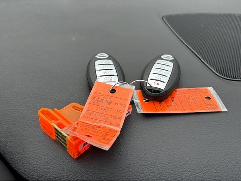 Used 2018 Nissan Murano Platinum w/ Cargo Package image 39