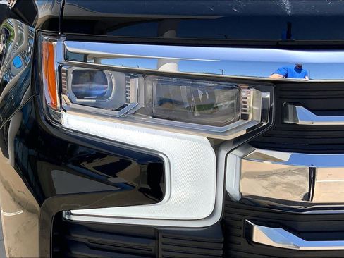 Used 2024 Chevrolet Silverado 1500 LTZ AWD/4WD image 28