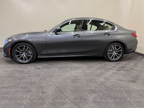 Used 2019 BMW 330i xDrive Sedan w/ Convenience Package AWD/4WD image 3