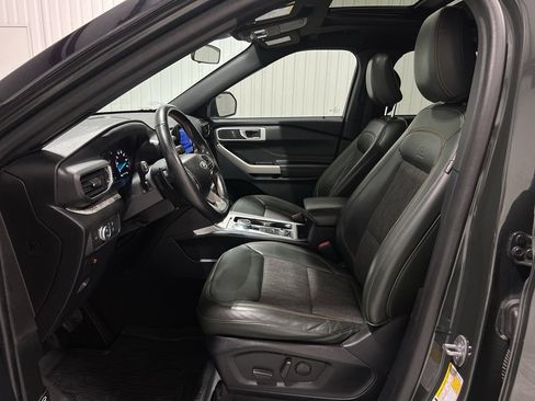 Used 2022 Ford Explorer Timberline image 18