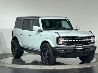 Used 2022 Ford Bronco Outer Banks AWD/4WD video 2