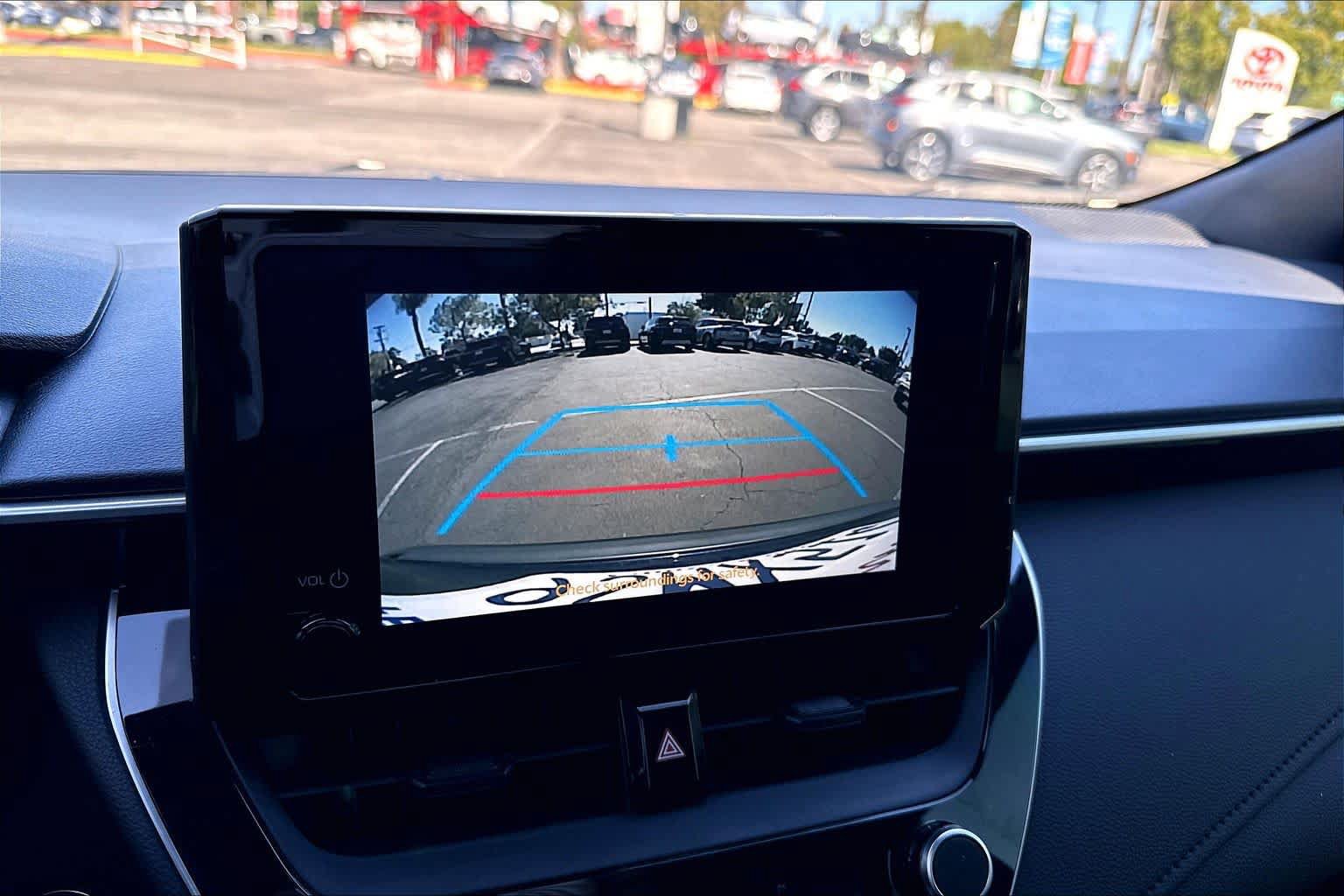 Used 2025 Toyota Corolla SE FWD image 25