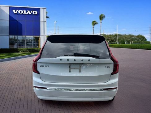 New 2026 Volvo XC90 T8 Plus AWD/4WD image 6