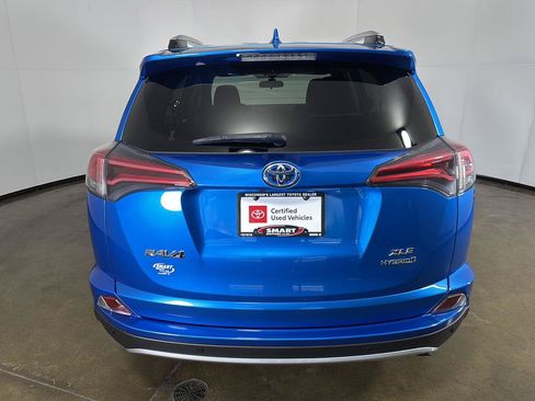 Used 2016 Toyota RAV4 XLE AWD/4WD image 11