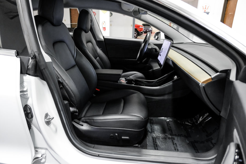 Used 2018 Tesla Model 3 Long Range RWD image 38