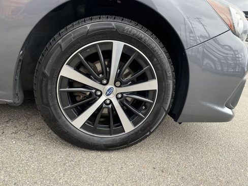Used 2022 Subaru Impreza Premium image 11
