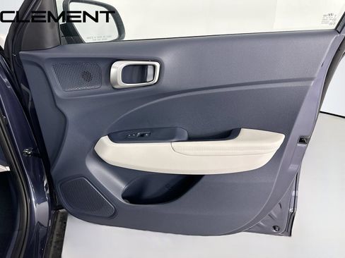 Certified 2026 Hyundai Venue SEL FWD image 35