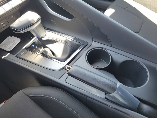 New 2026 Hyundai Elantra Sport FWD image 15