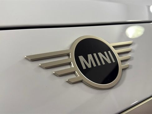 Used 2025 MINI Cooper Countryman S w/ Comfort Package Max image 37