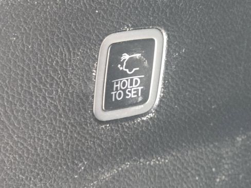 Used 2024 Jeep Wagoneer L Series II w/ Flexible Seating Group image 28