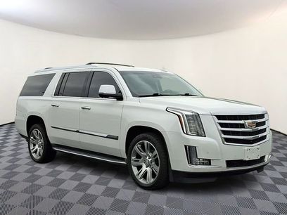 Used 2016 Cadillac Escalade ESV Luxury