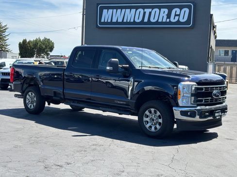 Used 2023 Ford F350 XLT w/ FX4 Off-Road Package AWD/4WD image 1