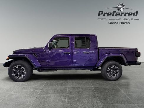 New 2026 Jeep Gladiator Mojave AWD/4WD image 11
