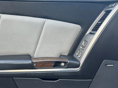 Used 2006 Cadillac XLR V RWD image 30