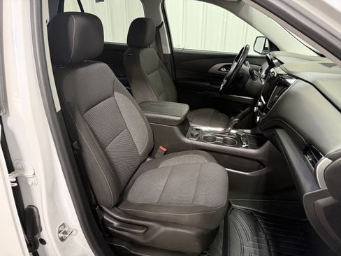 Used 2018 Chevrolet Traverse LT AWD/4WD image 13