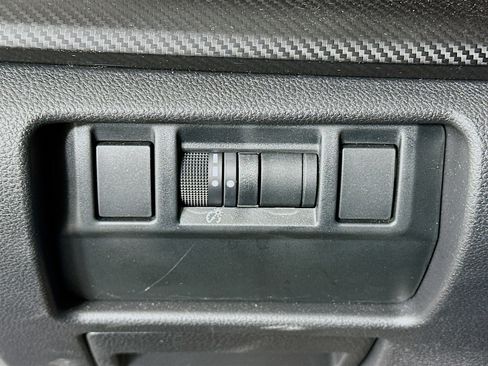 Used 2024 Subaru Crosstrek 2.0i Premium image 17