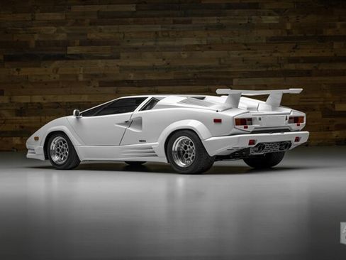 Used 1989 Lamborghini Countach Coupe RWD image 3