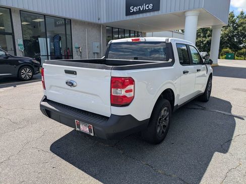 Used 2023 Ford Maverick XLT FWD image 3
