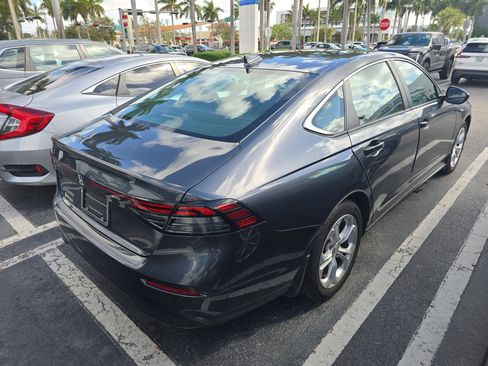 Used 2023 Honda Accord LX image 5