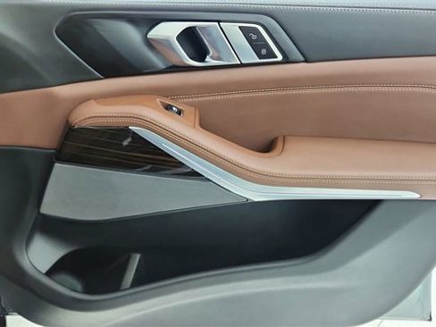 Used 2026 BMW X5 sDrive40i image 23