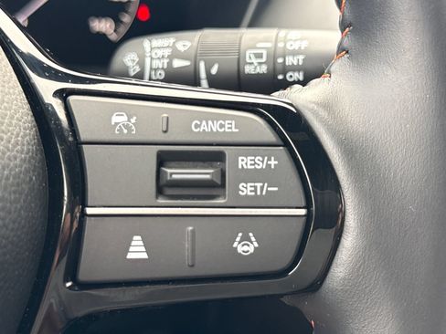 Used 2024 Honda HR-V Sport image 25