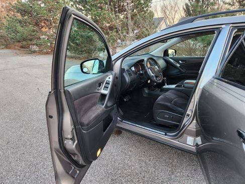 Used 2010 Nissan Murano SL w/ Premium Pkg image 21