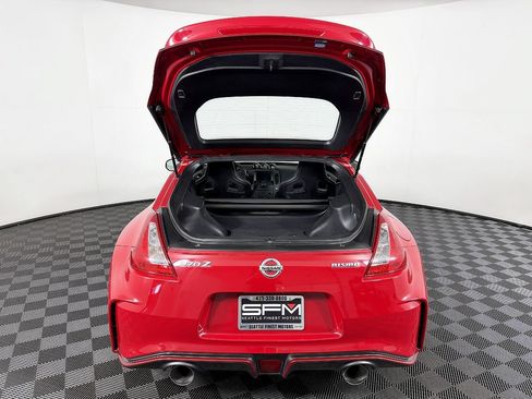 Used 2016 Nissan 370Z NISMO RWD image 14