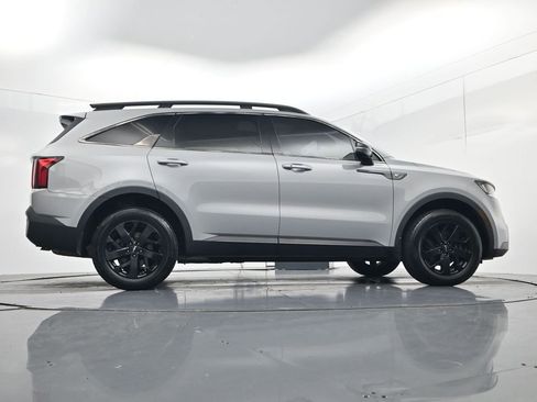 Used 2022 Kia Sorento S w/ Panoramic Sunroof Package AWD/4WD image 48