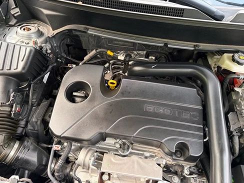 Used 2023 Chevrolet Equinox Premier FWD image 26