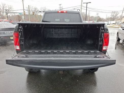 Used 2017 RAM 1500 Express w/ Black Ram 1500 Express Group AWD/4WD image 31