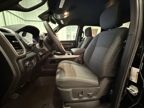 New 2026 RAM 2500 Big Horn AWD/4WD image 16