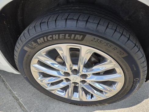 Used 2022 Cadillac XT6 Premium Luxury w/ Technology Package image 8