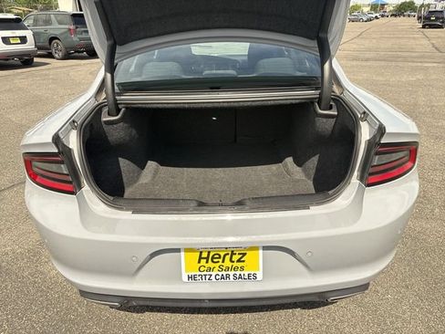 Used 2022 Dodge Charger SXT RWD image 22