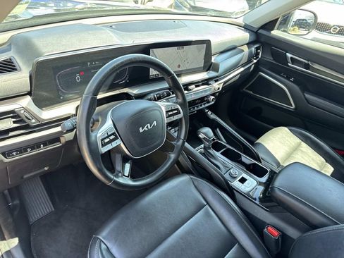 Used 2024 Kia Telluride S FWD image 19