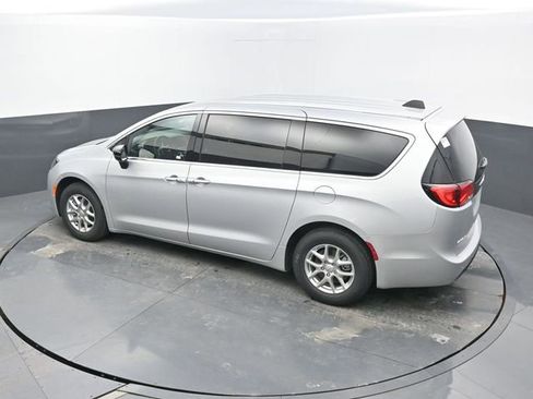 New 2026 Chrysler Voyager LX image 45