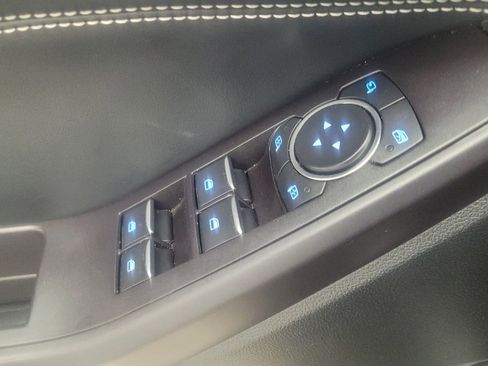 Used 2020 Ford Explorer ST image 27