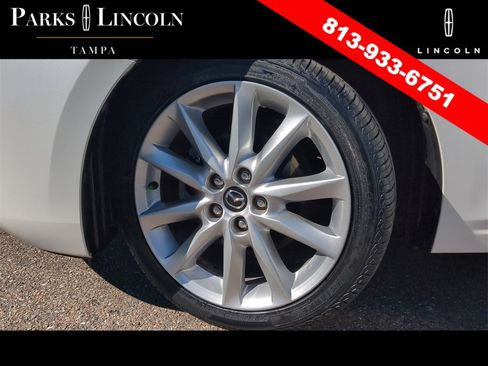 Used 2017 MAZDA MAZDA3 Touring w/ Popular Equipment Package image 32