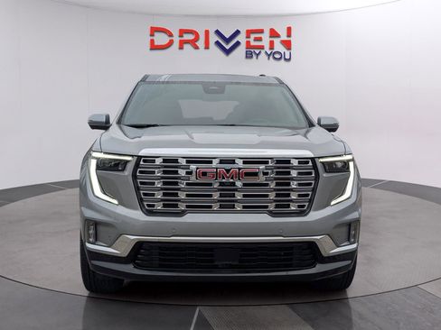 New 2026 GMC Acadia Denali w/ Super Cruise Package FWD image 8