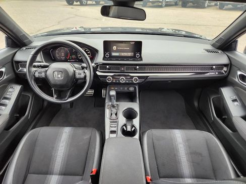 Used 2025 Honda Civic Sport image 3