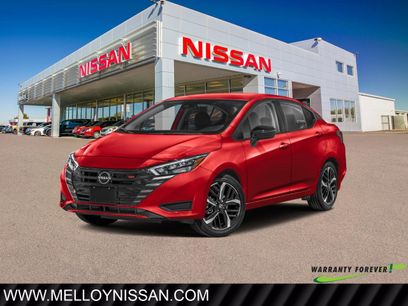 New 2025 Nissan Versa SR w/ Trunk Package