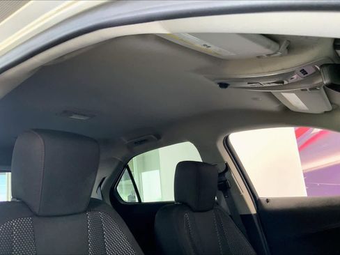 Used 2016 Chevrolet Equinox LT w/ Convenience Package image 28