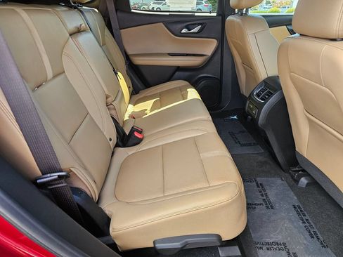 Used 2019 Chevrolet Blazer Premier w/ Driver Confidence II Package AWD/4WD image 19