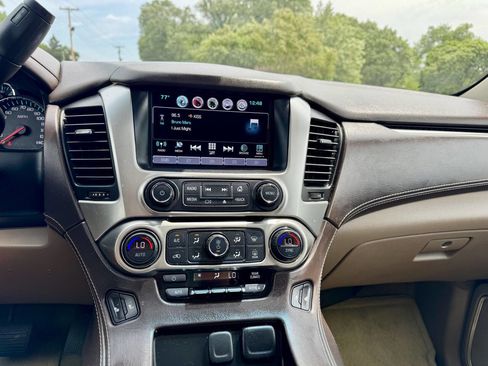 Used 2016 Chevrolet Suburban LT AWD/4WD image 18
