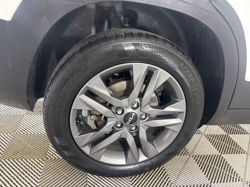 Used 2023 Kia Seltos LX image 29