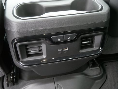 Used 2024 GMC Sierra 2500 AT4X AWD/4WD image 25