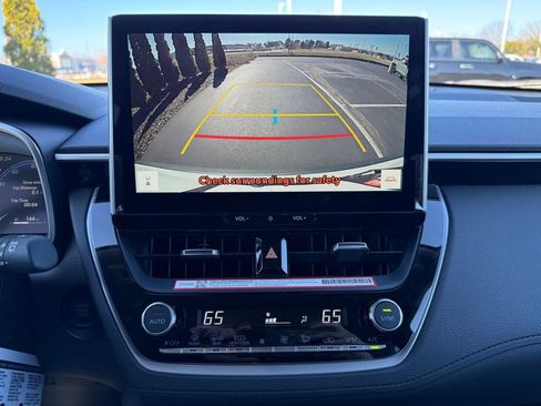 New 2026 Toyota Corolla Cross XLE image 28