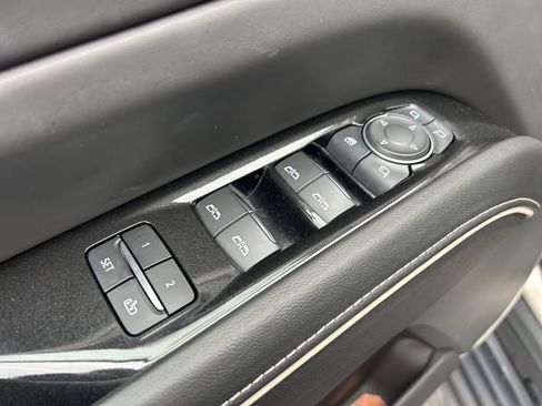 Used 2024 Cadillac Escalade Sport Platinum w/ LPO, ONYX Package image 18