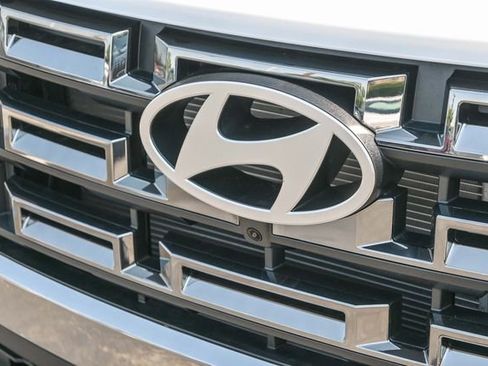 New 2025 Hyundai Santa Cruz Limited AWD/4WD image 12