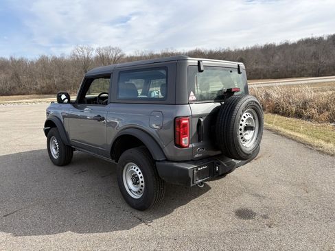 New 2025 Ford Bronco 2-Door image 3
